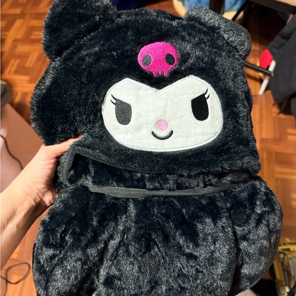 Forever 21 Black Kuromi Furry Hooded Throw